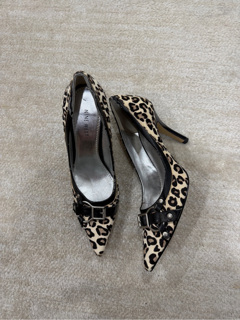 Vintage Nine West Leopard Calf Hair Pointed Toe Buckle Heels Sz 8.5